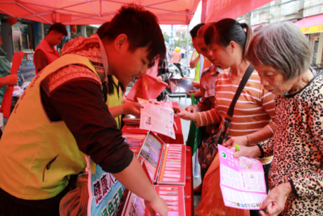 阜沙鎮(zhèn)禁毒信息〔2021〕第90期--“我為群眾辦實(shí)事”阜沙禁毒宣傳入人心(2021.4.26)56