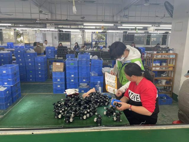 三鄉(xiāng)鎮(zhèn)開(kāi)展“加強(qiáng)禁毒宣傳， 共創(chuàng)無(wú)毒企業(yè)”活動(dòng)照片3.jpg